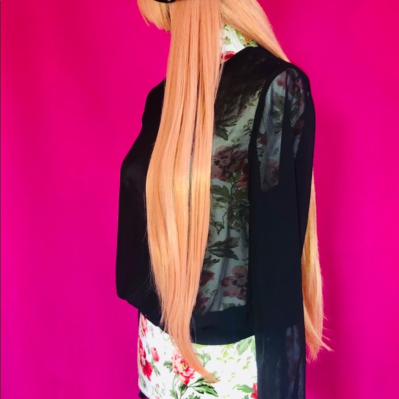 Chiffon Crew Neck - Picture 3 of 5